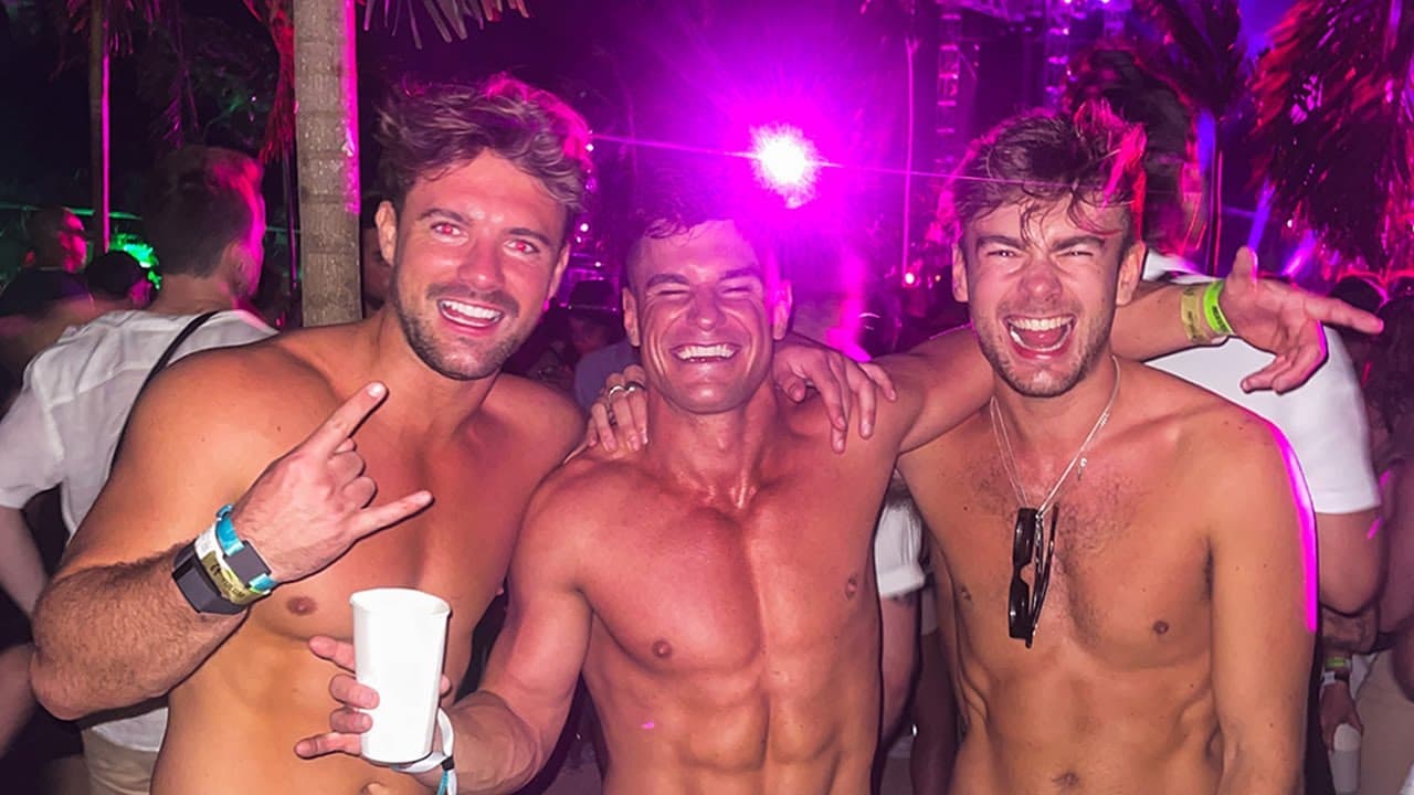 THE CRAZIEST PLACE IN THE WORLD - TULUM VLOG!